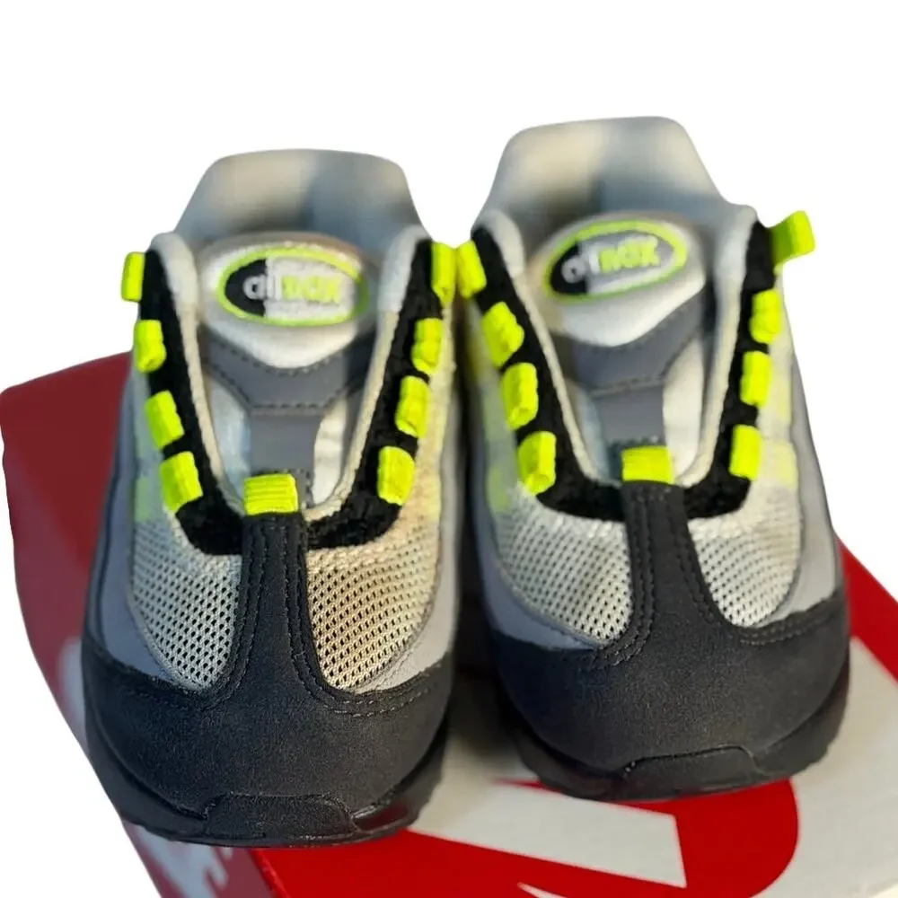 Nike Air Max 95 OG (TD) – Size 5C – Excellent Condition